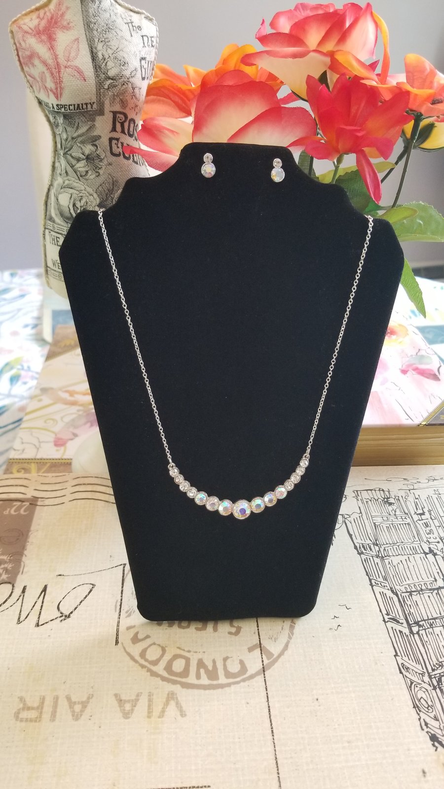 ちゅら✨4️⃣点 set✨ Aurora Shimmer Necklace & Earring Set | Femmewish